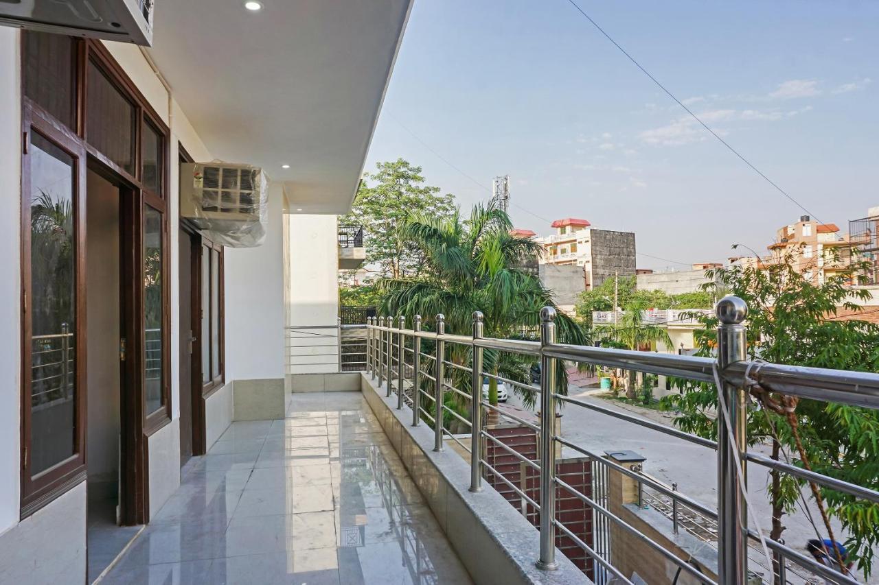 נוידה Hotel O Quadis מראה חיצוני תמונה